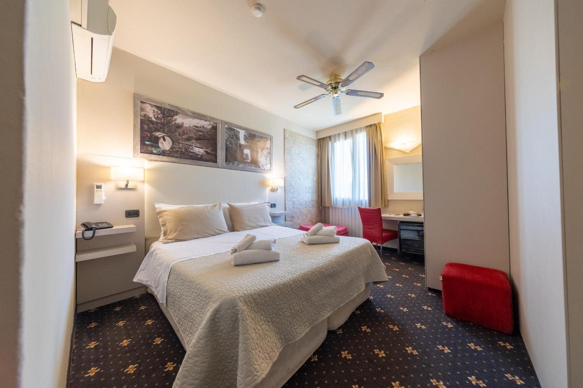 Holiday Rooms Antica Badia فولتيرا المظهر الخارجي الصورة